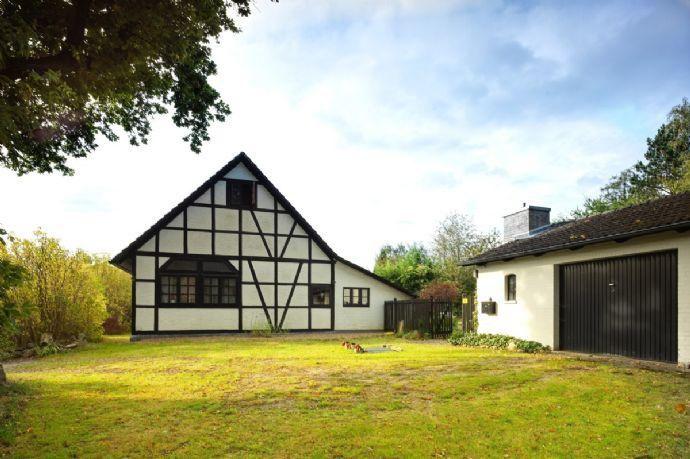 Fachwerkhaus auf großem Grundstück in Wulfsen Kreisfreie Stadt Darmstadt