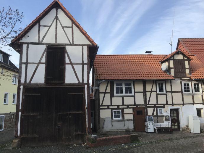 Sanierungsobjekt: Fachwerkhaus mit Scheune im Ortskern Kreisfreie Stadt Darmstadt