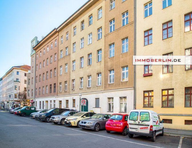 IMMOBERLIN.DE - Helle Altbauwohnung in sehr beliebter Lage Berlin