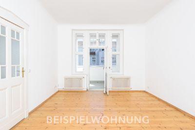 Schöne 4 Zimmer Altbauwohnung mit zwei Balkonen - provisionsfrei Steglitz