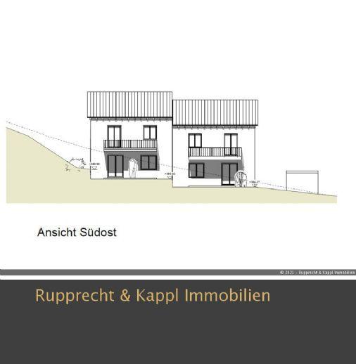 Große neuerbaute Doppelhaushälfte in KFW 55 Standard mit Balkon in Schwandorf/Fronberg Schwandorf