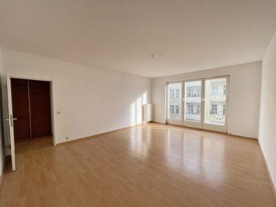 Bezugsfreie 3-Zimmer-Wohnung mit West-Balkon in Berlin-Mitte, OT Alt-Moabit Berlin