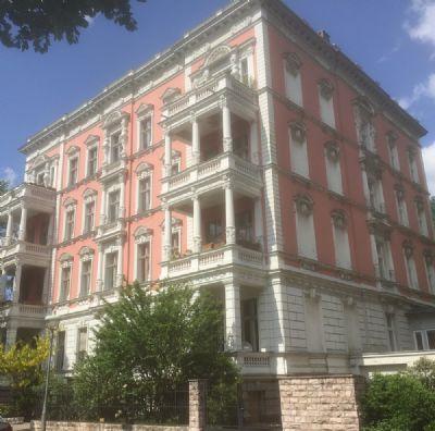 Rokkoko-Palais: exklusive 2-Zimmer-Wohnung im Herzen von Steglitz - Kapitalanlage - Steglitz