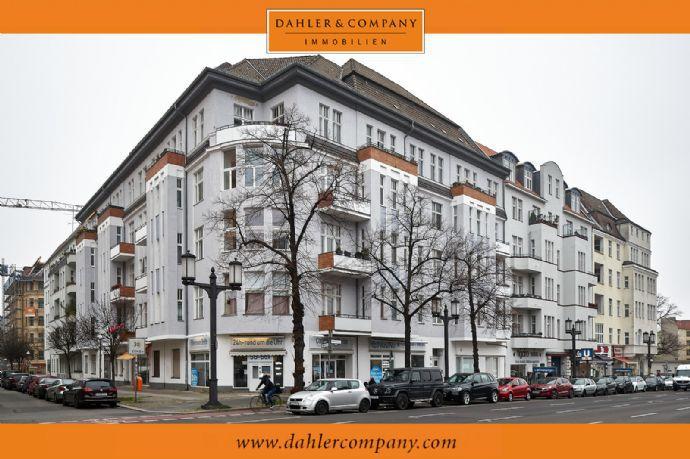 Repräsentative Etagenwohnung im Gründerzeitensemble mit Art Deco Stuckdecken und historischem Aufzug Berlin