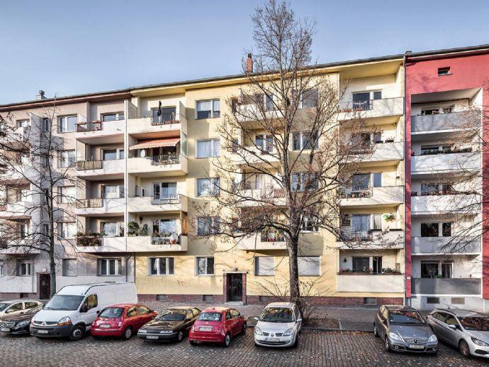 Als Kapitalanlage: vermietete Eigentumswohnung mit Balkon Berlin