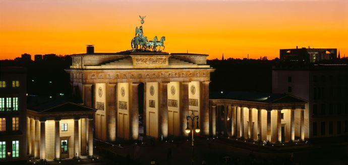 Das kann Ihre Neubau- Penthouse-Maisonettenwohnung mit Spree- und Tiergartenblick werden Berlin