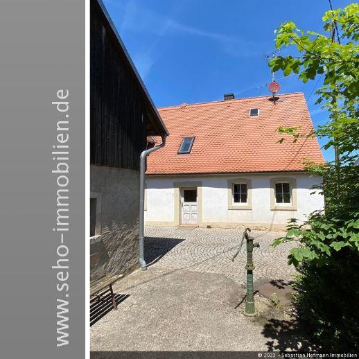 Ehem. landwirtschaftliches Anwesen mit historischem Bauernhaus in Schlüsselfeld OT Hohn am Berg! 360°-Rundgang: https://tour.ogulo.com/3WkI Schlüsselfeld