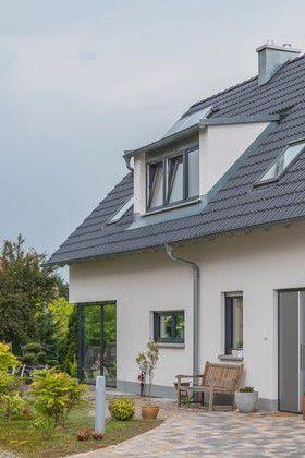 TOP-IMMOBILIE-Einfamilienhaus mit ELW und Garage in Ettringen Bergen auf Rügen