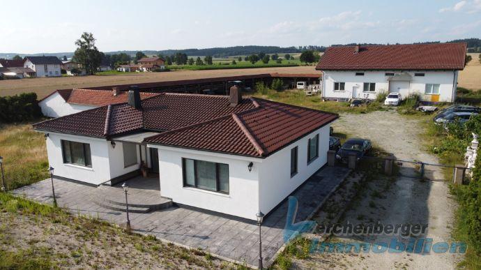 Immobilien Lerchenberger: Bungalow mit Werkstatt und Nebengebäuden in Gergweis/Osterhofen Bergen auf Rügen