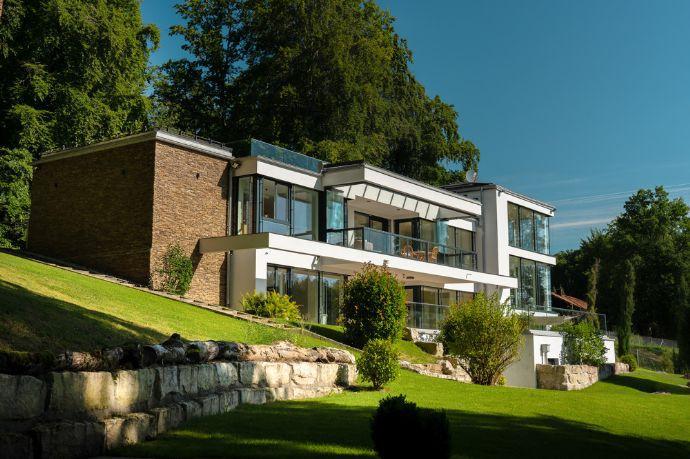 Eindrucksvolle Villa mit hoher Privatsphäre Starnberg