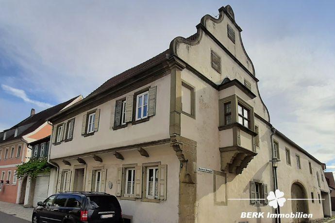 BERK Immobilien - im Bieterverfahren: Liebevoll renoviertes Renaissance-Anwesen in Segnitz am Main Bergen auf Rügen