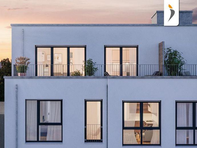 Große 2-Zimmer-Wohnung mit zwei Dachterrassen in sehr gut angebundener Lage in Kreuzberg Zepernicker Straße