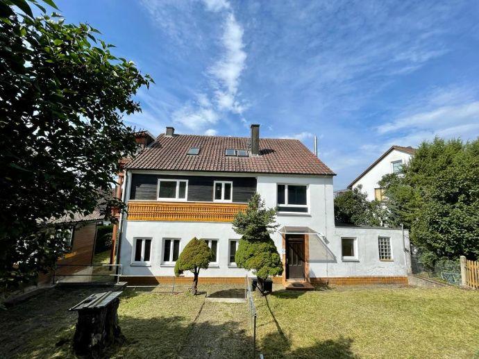 Immobilie mit vielen Möglichkeiten: 3-Parteienhaus in fußläufiger Entfernung zur Stadt Kulmbach