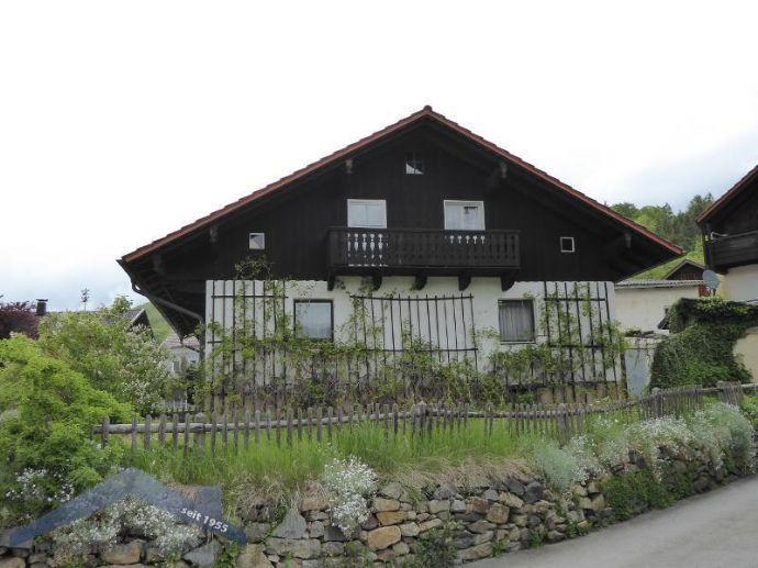 Obernzell zentral gelegenes Wohnhaus mit Potential, Do-Garage und NG Bergen auf Rügen