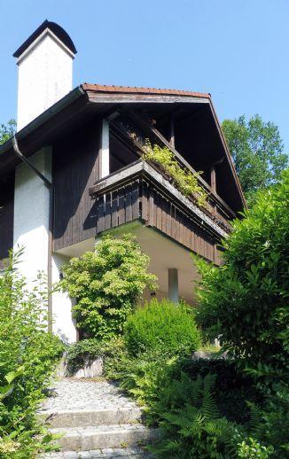 Großzügiges Einfamilienhaus in ruhiger Lage von Veitshöchheim! Veitshöchheim