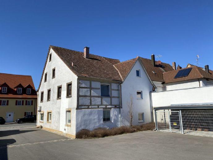 Unsaniertes Mehrfamilienhaus im Denkmalschutz / Sanierungsgebiet Bergen auf Rügen