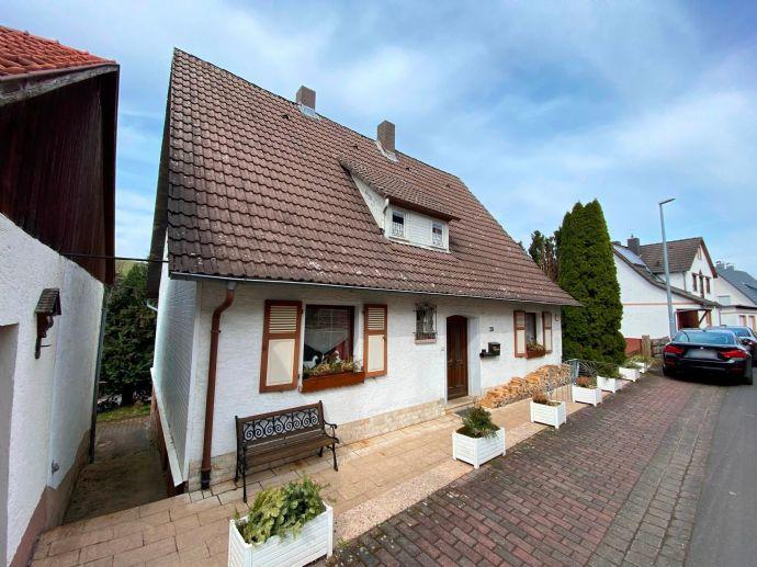 Ein-/Zweifamilienhaus mit schöner Aussicht über Frammersbach Frammersbach