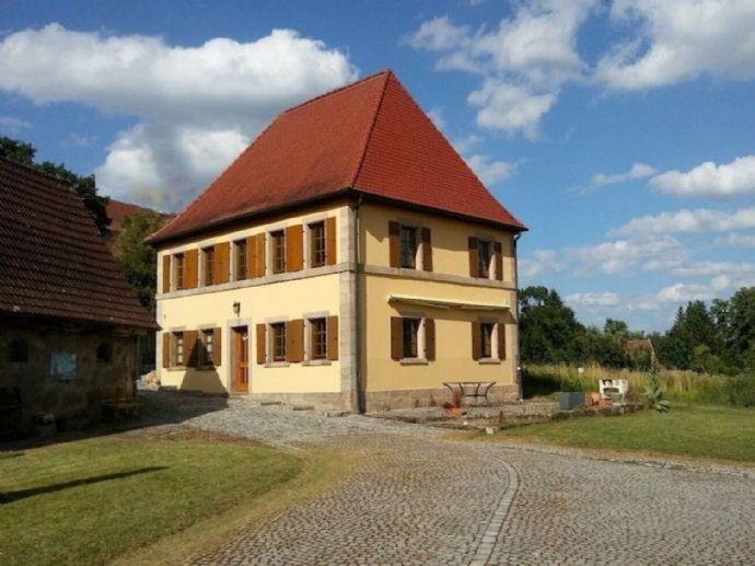 150 qm saniertes Herrschaftshaus auf 2.500 qm parkähnlichen Grund mit 5 ha Mühlenanwesen + Scheune Bergen auf Rügen