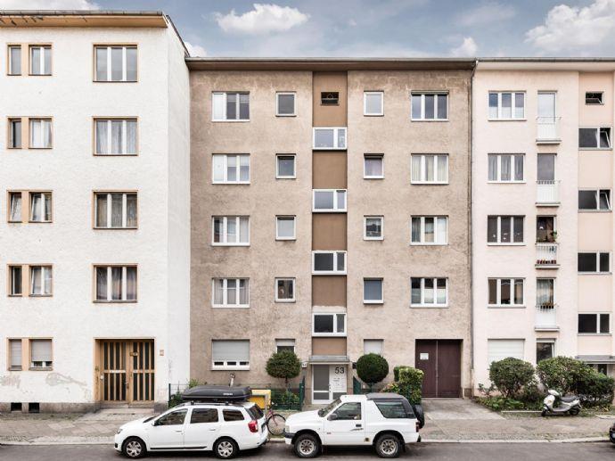 Vermietete 2-Zimmer-Eigentumswohnung mit Balkon und offener Wohnküche Berlin