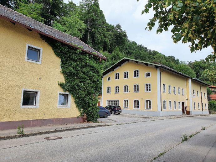 Urige Gastwirtschaft mit Nebengebäude in Trostberg Bergen auf Rügen