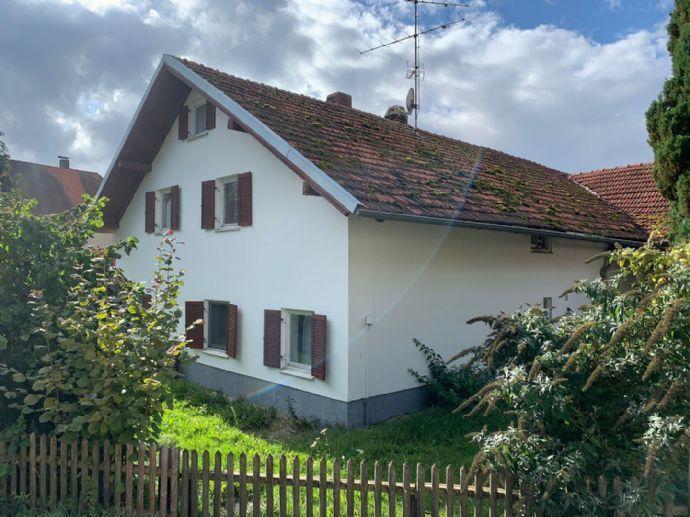 Einfamilienhaus mit Nebengebäude bei Landshut Bergen auf Rügen