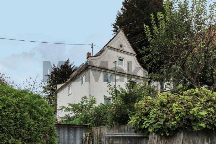 Wohnen auf hoher Ebene: Denkmalgeschütztes EFH mit Garten und viel Potenzial in Toplage in Kötz Käbschütz