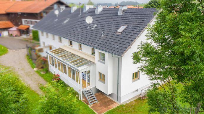 Preisanpassung! Mehrfamilienhaus mit Ausbaupotential in Görisried sucht Investor oder Eigennutzer! Görisried