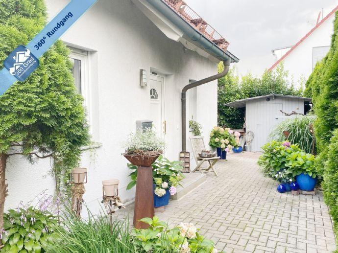 Wunderschöne Doppelhaushälfte mit Pool, Garten und Wohnmobil-/Carportstellplätzen in Cadolzburg Bergen auf Rügen
