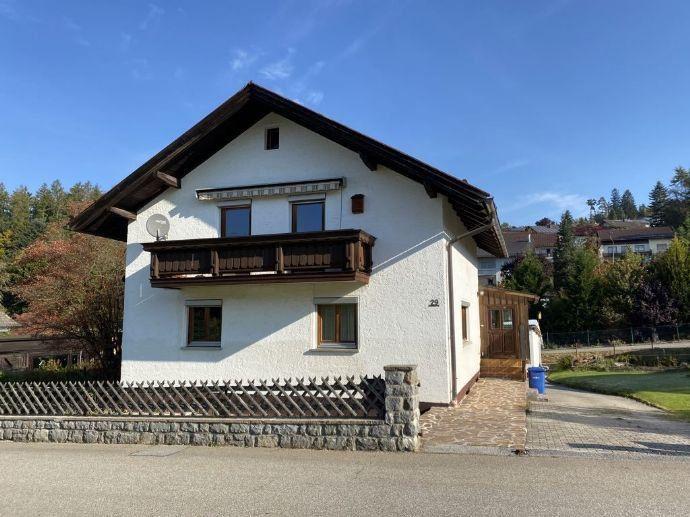 Einfamilienhaus in sonnenverwöhnter, ruhiger Lage in Regen Regen