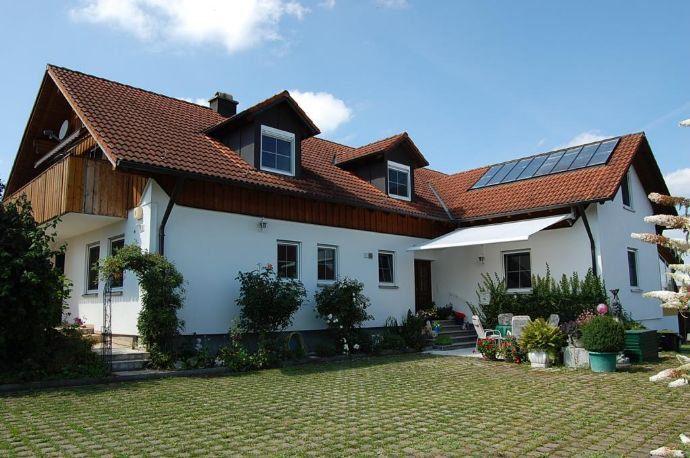 Großes Einfamilienhaus mit Seminartrakt in Gewerbegebiet in sonniger und ruhiger Ortsrandlage von Oberneufnach Markt Wald