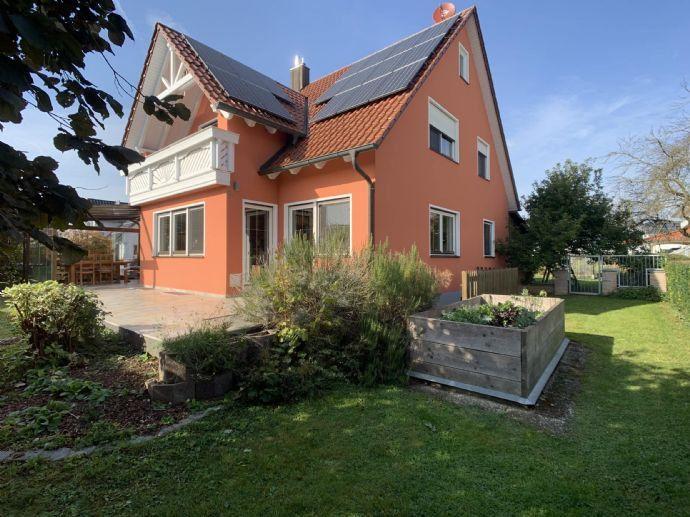 Familienfreundliches Einfamilienhaus mit großem Garten - Einziehen und Wohlfühlen! Bergen auf Rügen