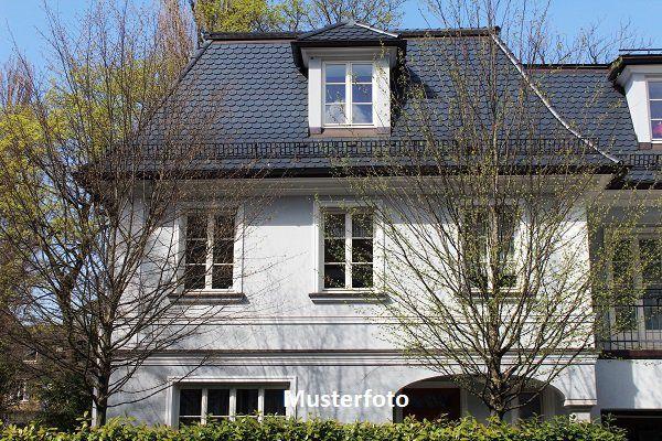 Zwangsversteigerung Haus, Neue Heimat in Weitramsdorf Bergen auf Rügen