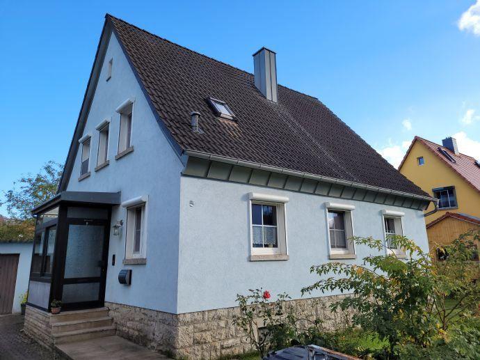 Attraktives Einfamilienhaus in ruhiger Wohnlage mit sehr hübschem Garten! Kirchheim bei München