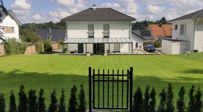 Neuwertige Stadtvilla/Haus zu verkaufen! Weißenhorn