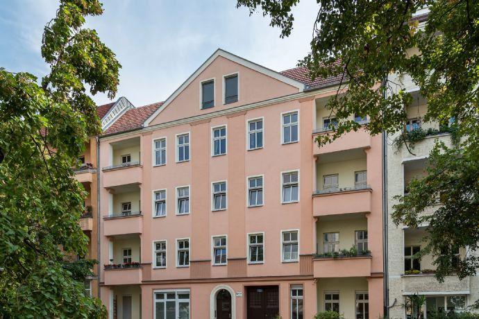 Zukunftsorientiertes Investment: Vermietete, stilvolle 2-Zimmer-Altbauwohnungen in Berlin-Pankow Berlin