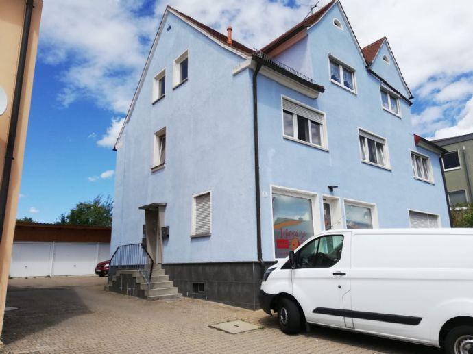 Mehrfamilienhaus (3 WE) mit Garagen und großem Grundstück zu verkaufen! Bergen auf Rügen