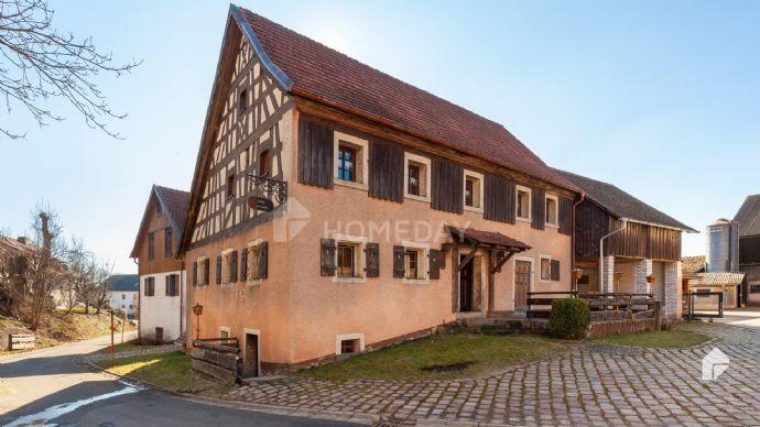 Einmaliges historisches Anwesen bestehend aus Haupt- und Nebengebäude in Troschenreuth Bergen auf Rügen
