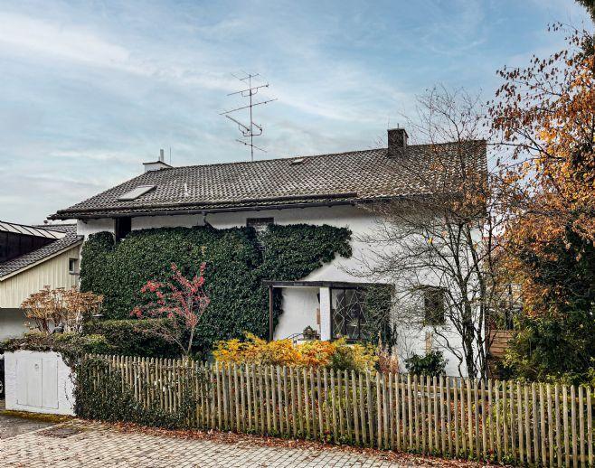 Straßlach- Frundsbergerhöhe - attraktives Einfamilienhaus auf großem Gartengrundstück Straßlach