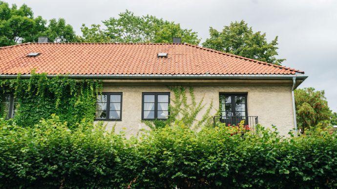 Aufhebung der Gem.: Einfamilienhaus mit Garage und Nebengebäude in Fürth Fürth