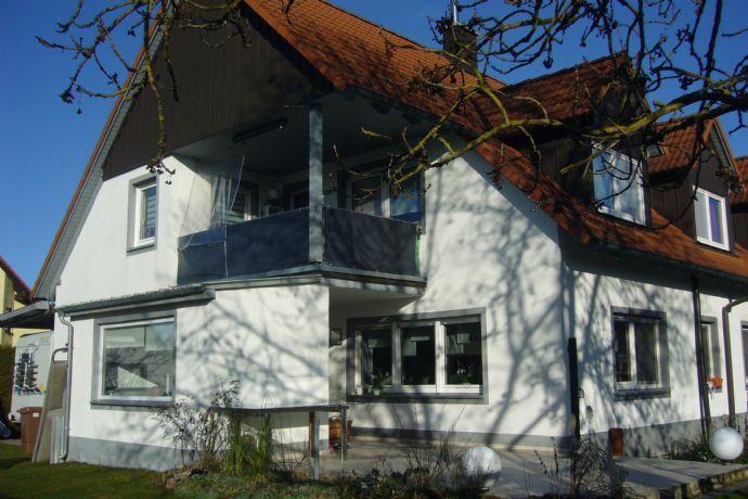 Herrliches Zweifamilienhaus mit großem Garten, 2 Garagen und Carport in Herrieden Bergen auf Rügen