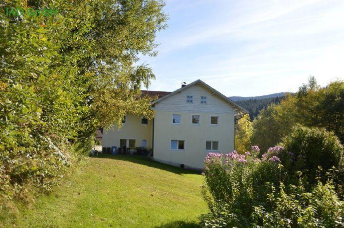 Großzügiges Mehrfamilienhaus mit 8 Wohneinheiten in der wunderschönen Ferienregion des Arbers Bergen auf Rügen