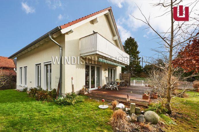 WINDISCH IMMOBILIEN - Modernes Einfamilienhaus in Ortsrandlage von Eichenau Bergen auf Rügen