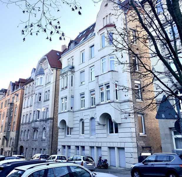 ++Liststrasse bietet charmante 3 Zimmerwohnung auf ca. 100qm++ Stuttgart-Mitte
