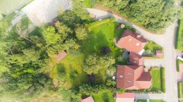 Mehrgenerationenhaus mit 4 Bädern und parkähnlichem Garten in Dornum!