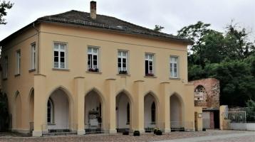 Historische Schlosswache in Zerbst zu Verkaufen gute Rendite !