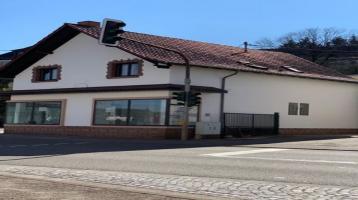 Schönes gepflegtes Wohn- und Geschäftshaus in zentraler Lage von Lebach-OT zu verkaufen