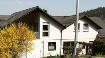 Attraktives Zweifamilienhaus in Bad Berleburg-Stadt