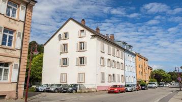 Mehrfamilienhaus in Breisach - mit Ausbaupotential!