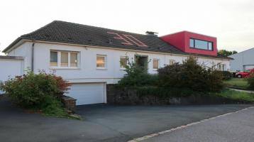 Großzügige Gewerbeeinheit und Atraktives Einfamilienhaus in Remscheid zu verkaufen