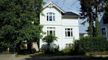 Hamburg Blankenese - sanierte Villa mit 5 Wohnungen - freie Lieferung zum 01.01.2021